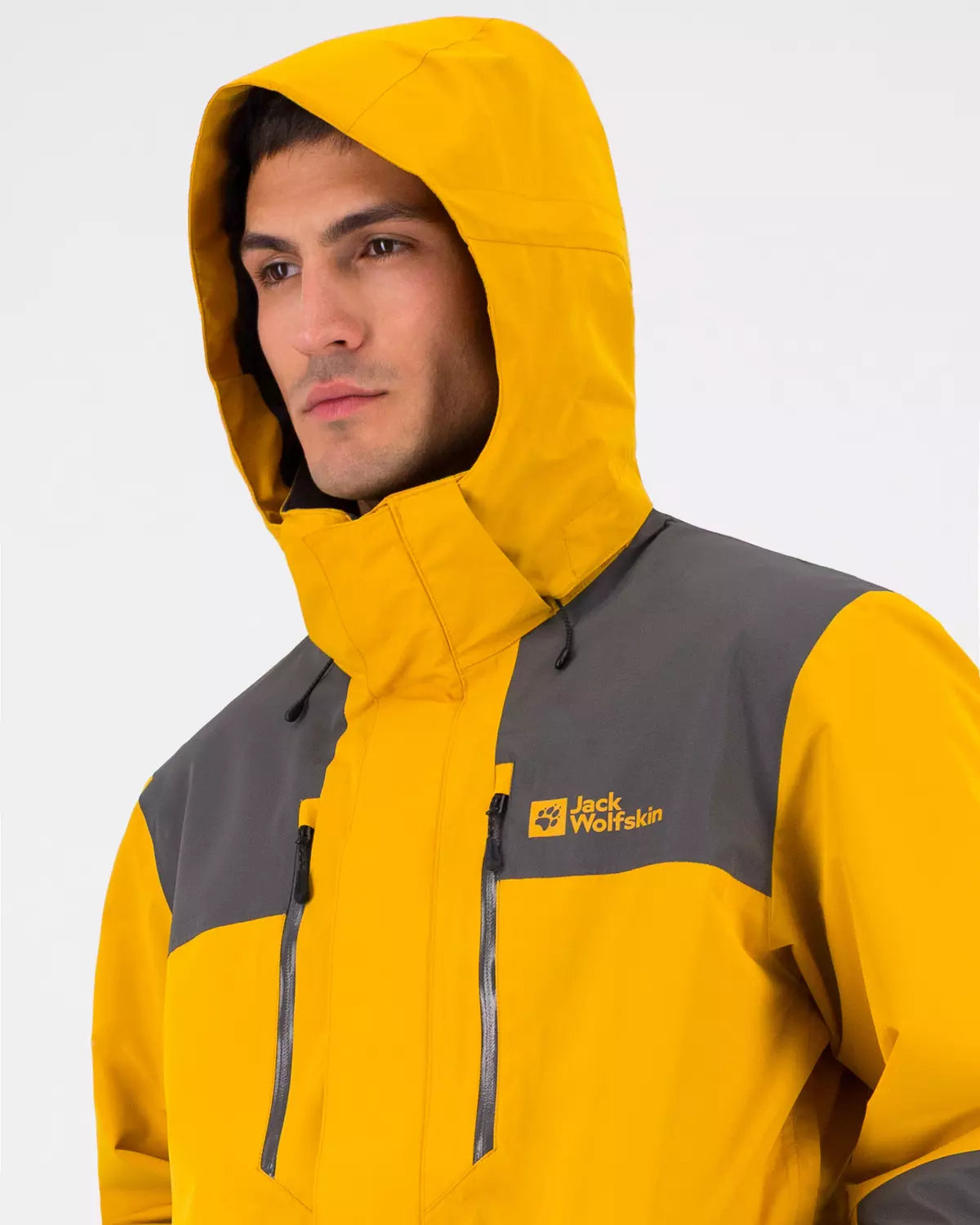JACK WOLFSKIN MEN’S JASPER 2-LAYER RAIN JACKET